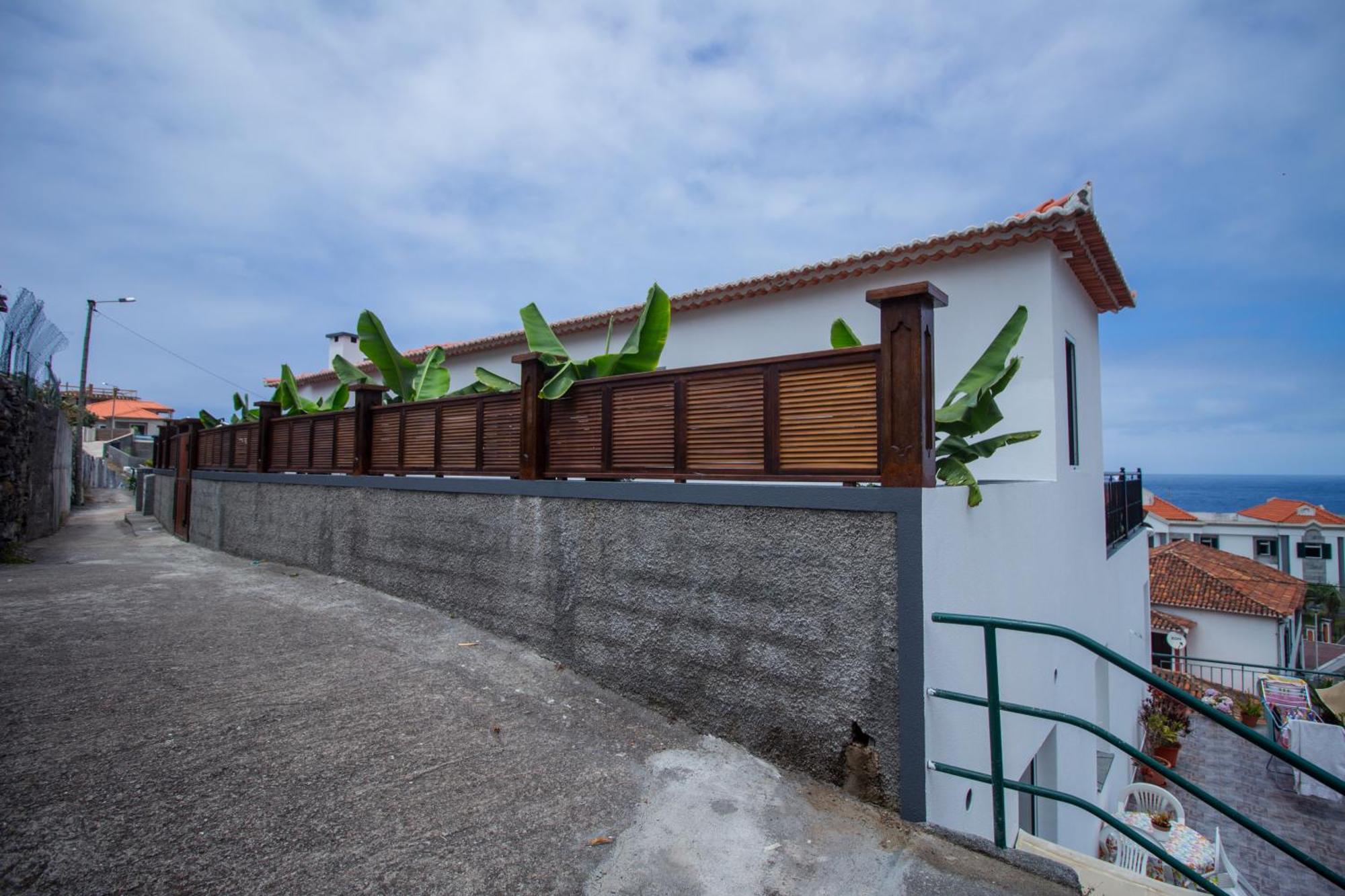 Oliveira'S Apartments - Madeira Island ปอนตา เดลกาดา ภายนอก รูปภาพ
