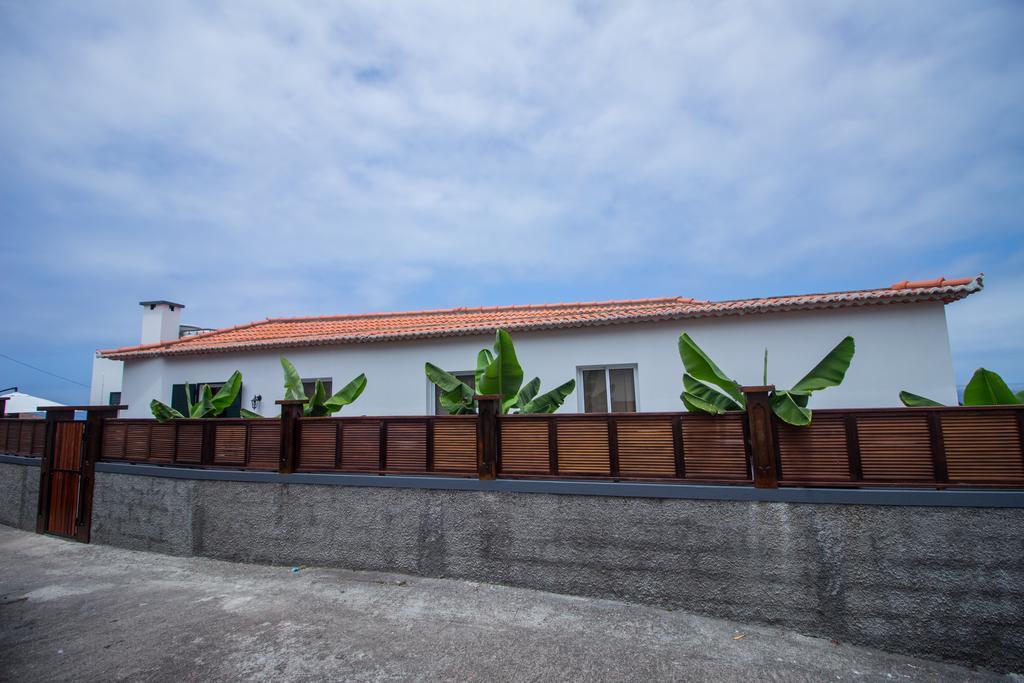 Oliveira'S Apartments - Madeira Island ปอนตา เดลกาดา ภายนอก รูปภาพ