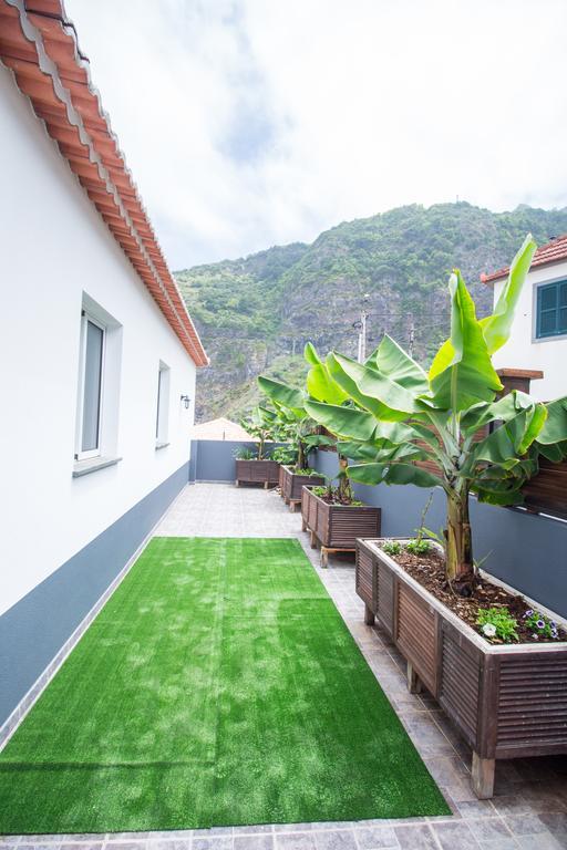 Oliveira'S Apartments - Madeira Island ปอนตา เดลกาดา ภายนอก รูปภาพ