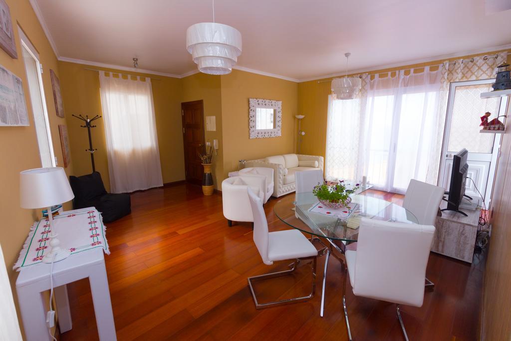 Oliveira'S Apartments - Madeira Island ปอนตา เดลกาดา ภายนอก รูปภาพ