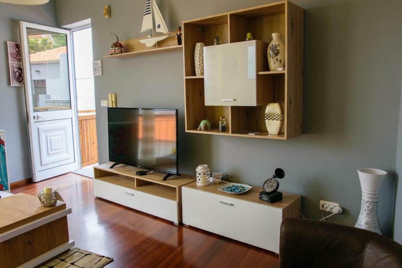 Oliveira'S Apartments - Madeira Island ปอนตา เดลกาดา ภายนอก รูปภาพ